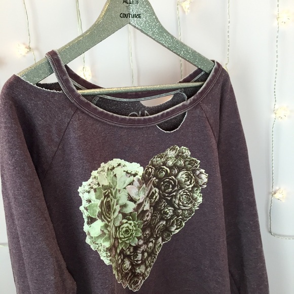 NWOT Chaser Succulent Heart Graphic Sweatshirt - Picture 5 of 7